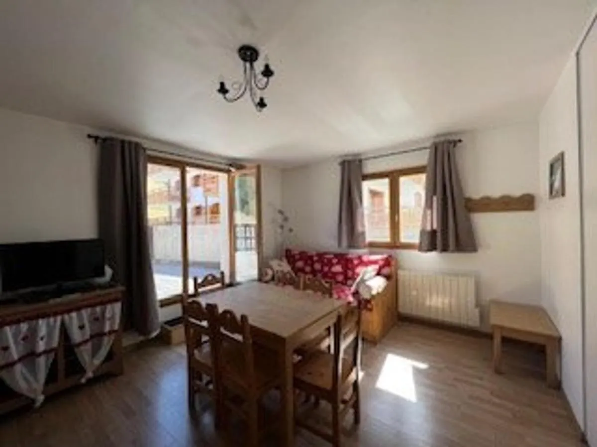 Apartment Appartement Chaleureux Au Pied Des Pistes Avec Wi-Fi - Fr-1-266-212 Montgenevre